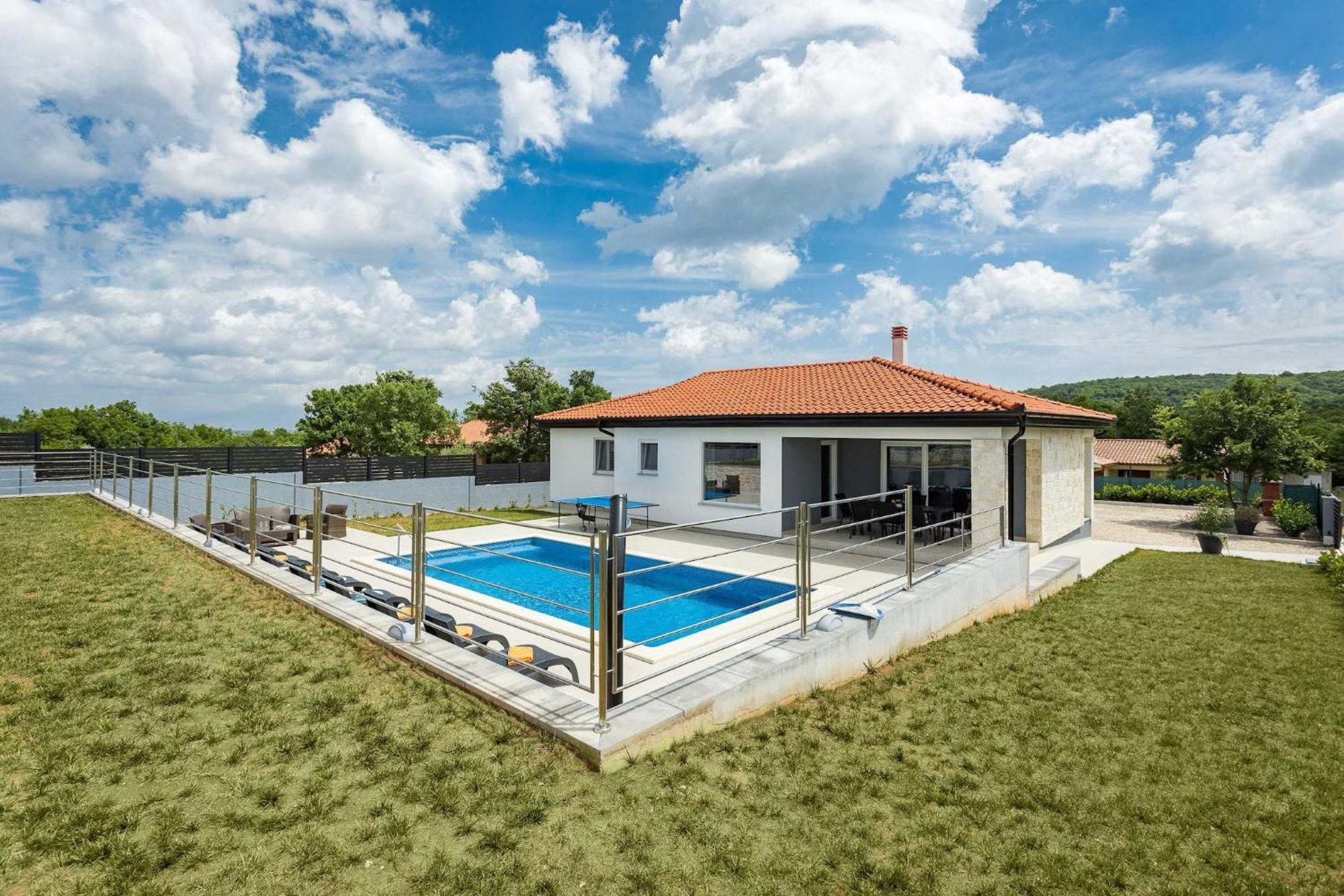 Holiday Home Greta Лабин Екстериор снимка